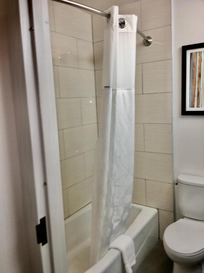 Wingate By Wyndham Jfk Airport, Far Rockaway Ny Hotel New York Bagian luar foto